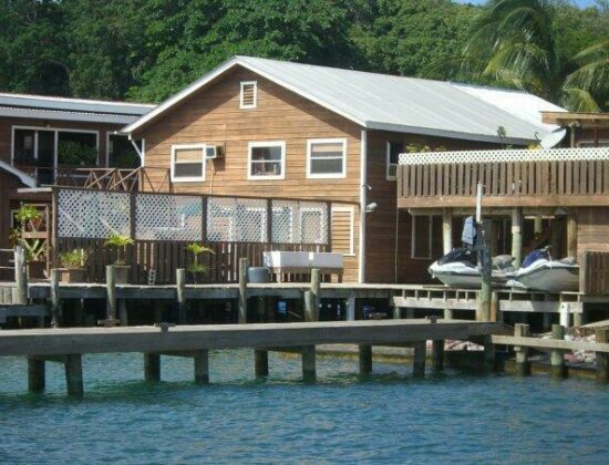 Utila Lodge-Bay Island College of Diving