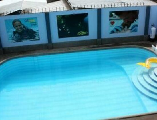 Galapagos Tip Top Dive & Training Facility