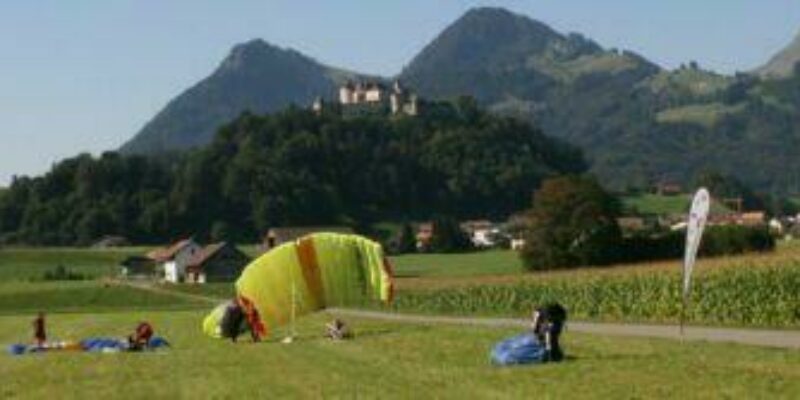 Ecole de parachutisme de Chateau-d”Oex