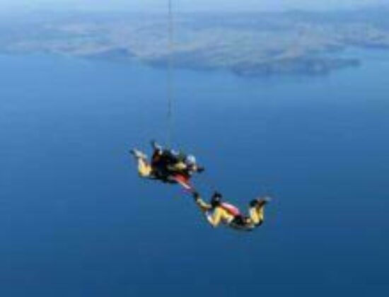 Taupo Tandem Skydiving