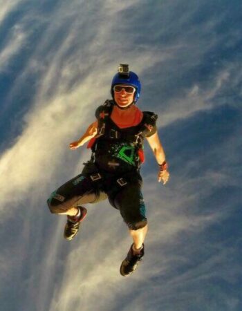 SkyDance SkyDiving
