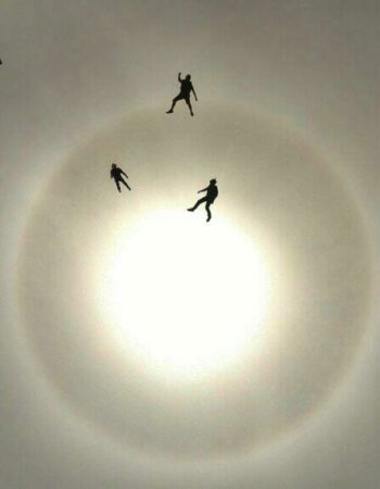 SkyDance SkyDiving