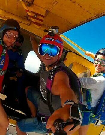 Pyrlandia Boogie Skydiving