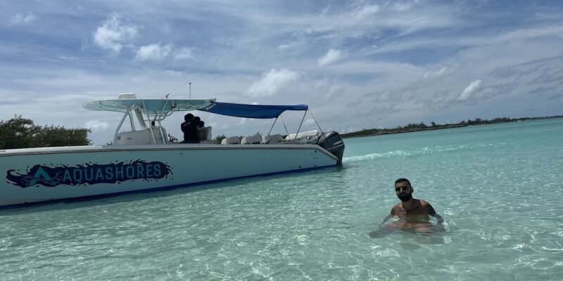 Aqua Shores – Luxury Powerboat Tours Bahamas