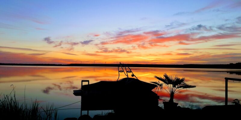Wake and more – water ski and wakeboard school