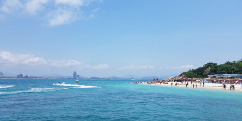 Wuzhizhou Island Diving Center