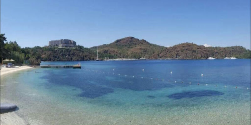 Aquaholics Dive Centre
