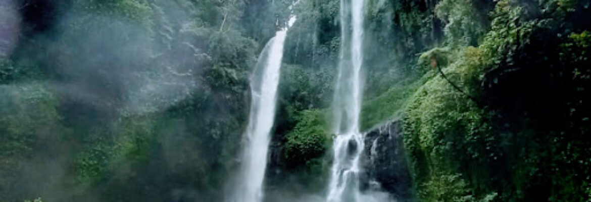 Sekumpul Waterfall Tour