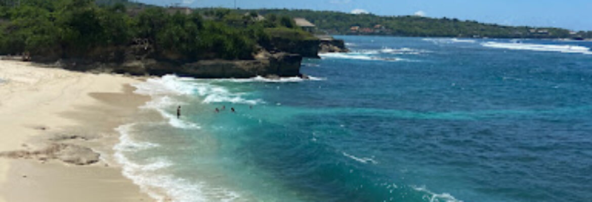 Lembongan Cliff Diving
