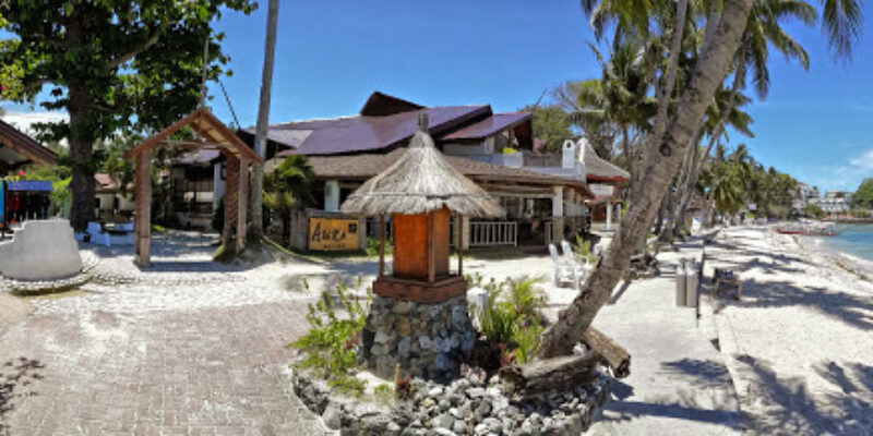 Aura Resort