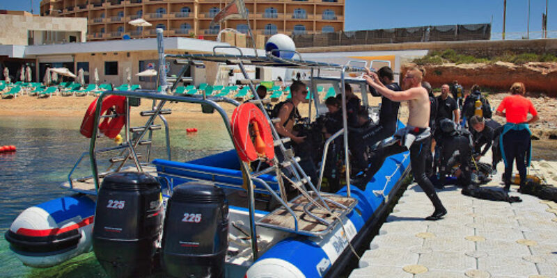 Paradise Diving School