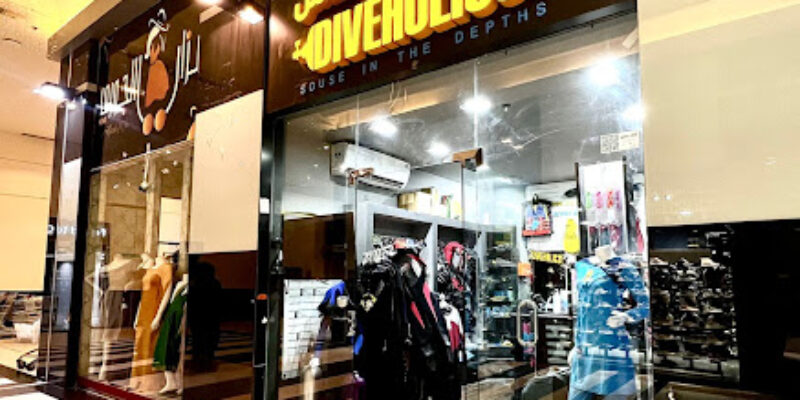 Dive Holics