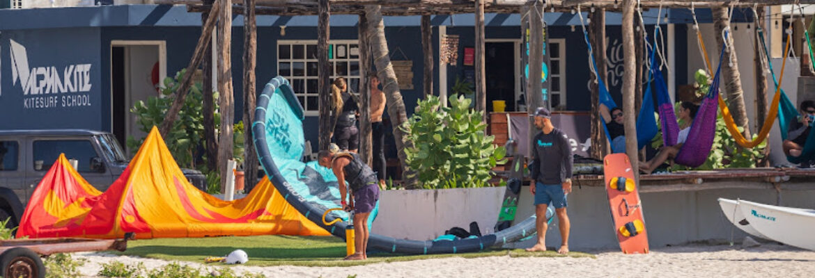 AlphaKite – Escuela de Kitesurf