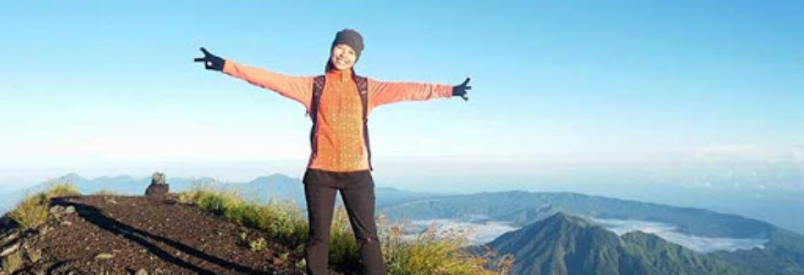 Mudi Goes To The Mountain