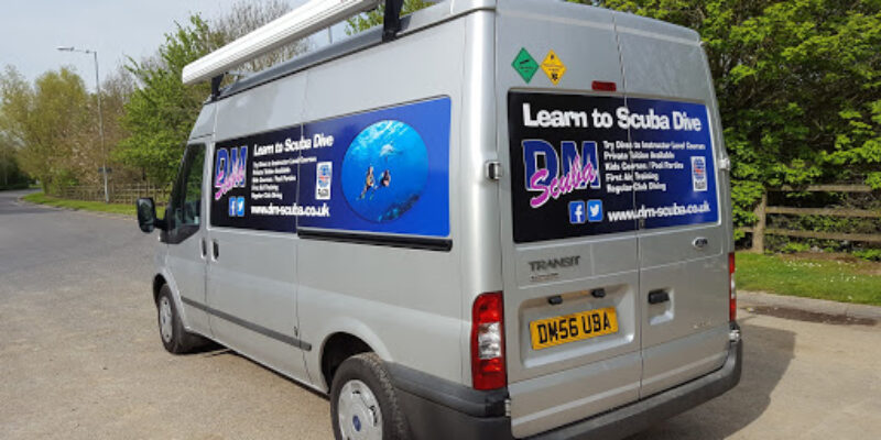 DM Scuba Training