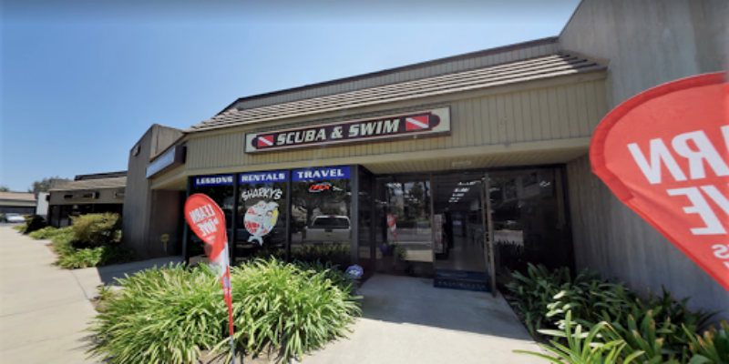 Sharky’s Scuba & Swim