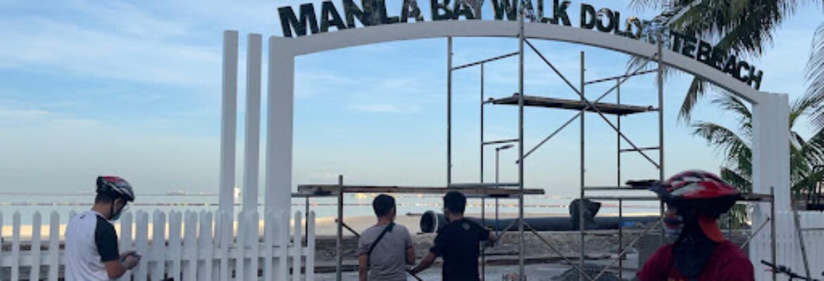 Manila Baywalk Dolomite Beach