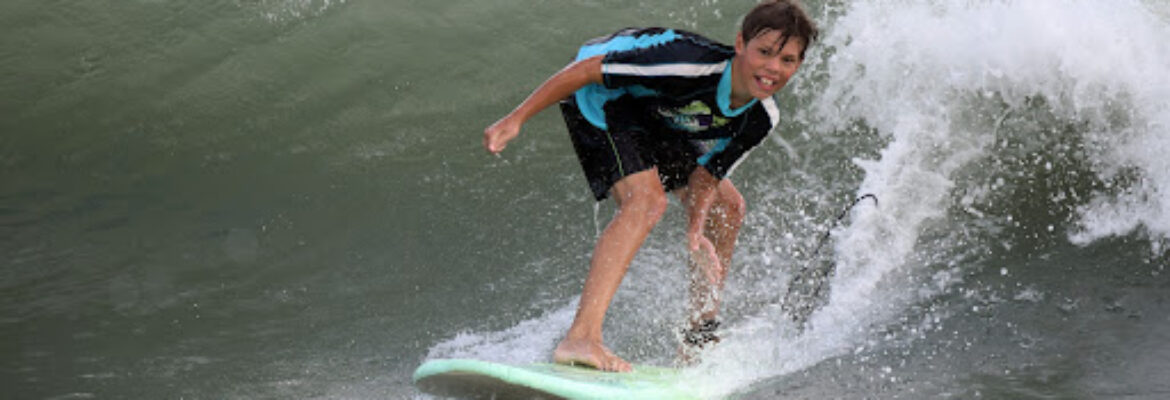 Coastline Adventures Surfing School