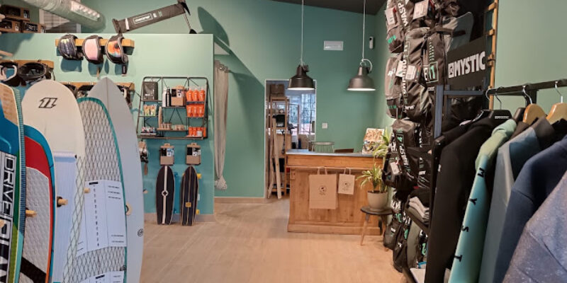 Mojokite – Escuela & Tienda – Kitesurf & Surf