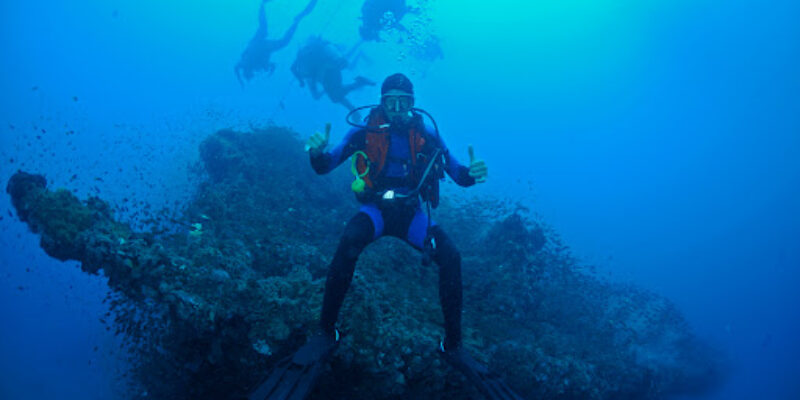 Yongala Dive