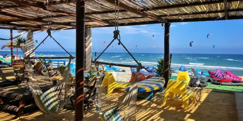 Kahuna Surfhouse – Kitesurfing, Surf & Stand Up Paddle School Cyprus
